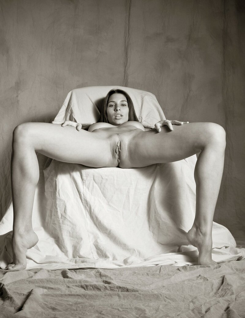 Варвара, 23 года, 0 размер груди